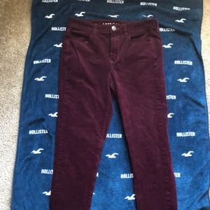 AEO Burgundy Hi-Rise Jegging Size 8